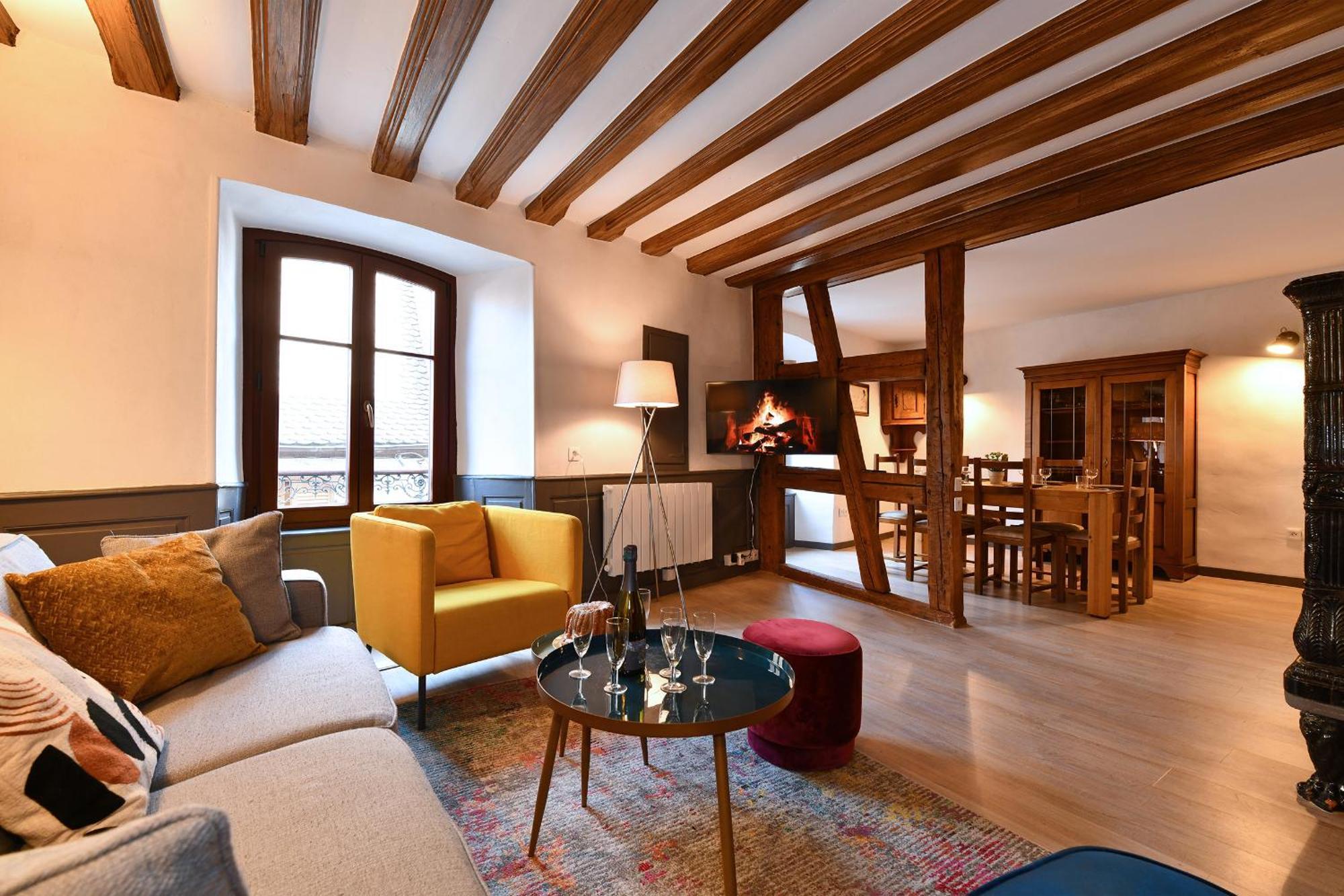 Grand Gite Dans Maison Alsacienne Historique Gueberschwihr Exteriör bild